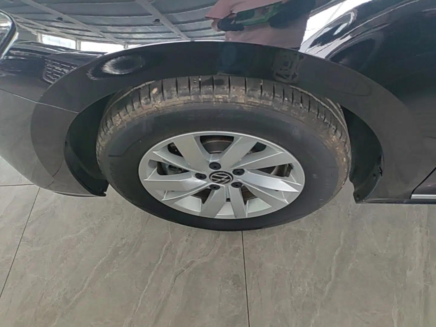 Volkswagen Passat New Energy 2025 430 PHEV Hybrid Business Edition — миниатюра 8