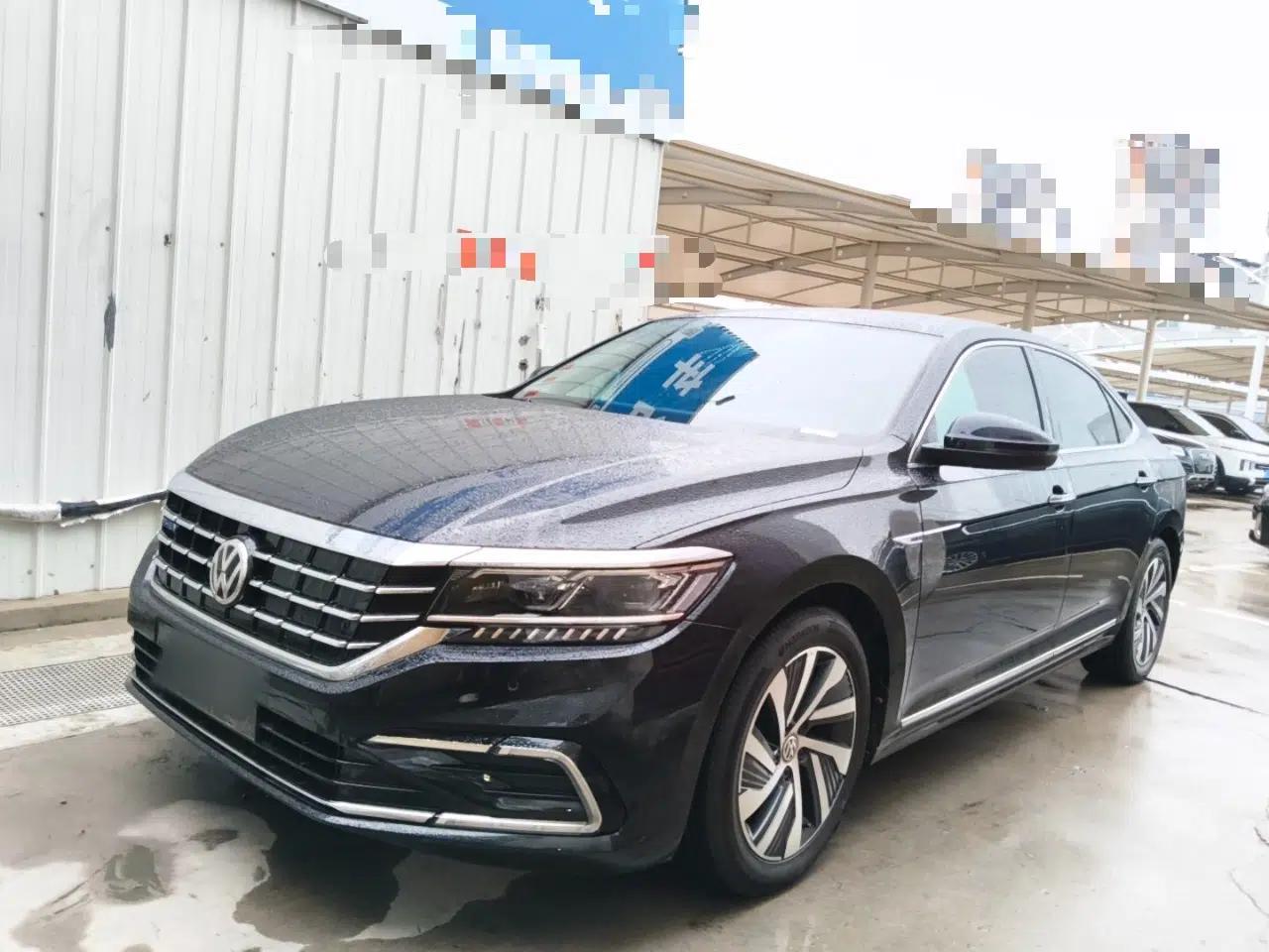Volkswagen Passat New Energy 2020 430 PHEV Hybrid Luxury Edition China VI Standard — миниатюра 1