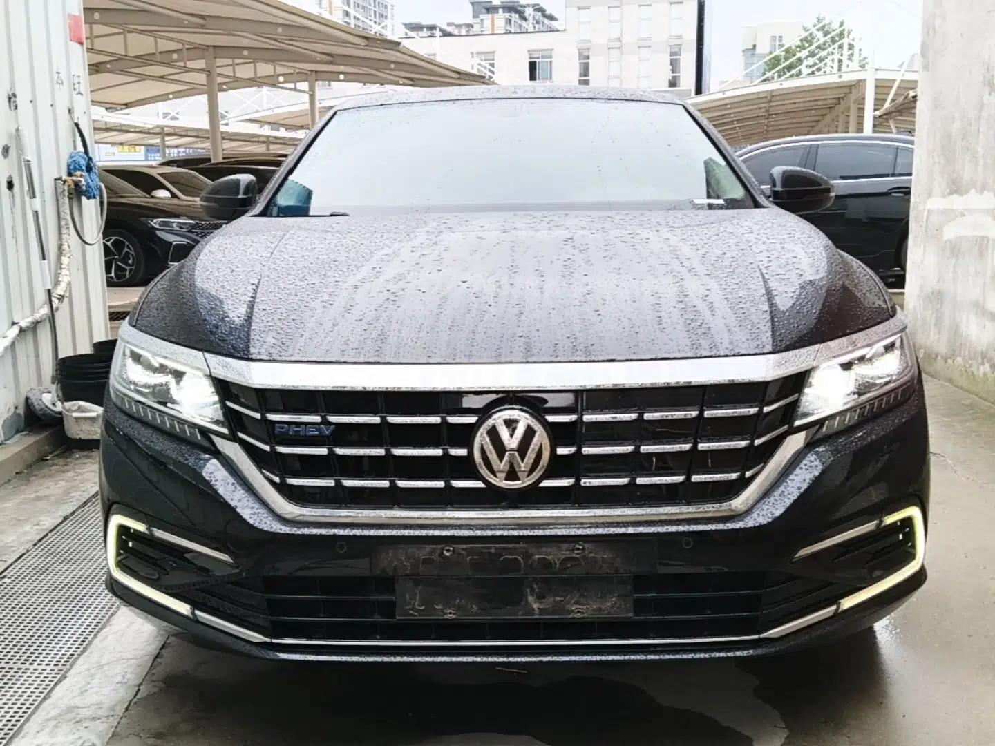Volkswagen Passat New Energy 2020 430 PHEV Hybrid Luxury Edition China VI Standard — миниатюра 2