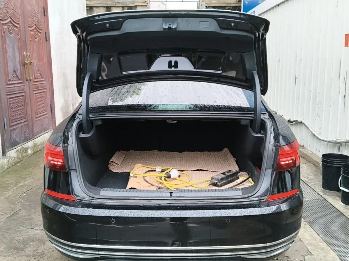 Volkswagen Passat New Energy 2020 430 PHEV Hybrid Luxury Edition China VI Standard — миниатюра 21
