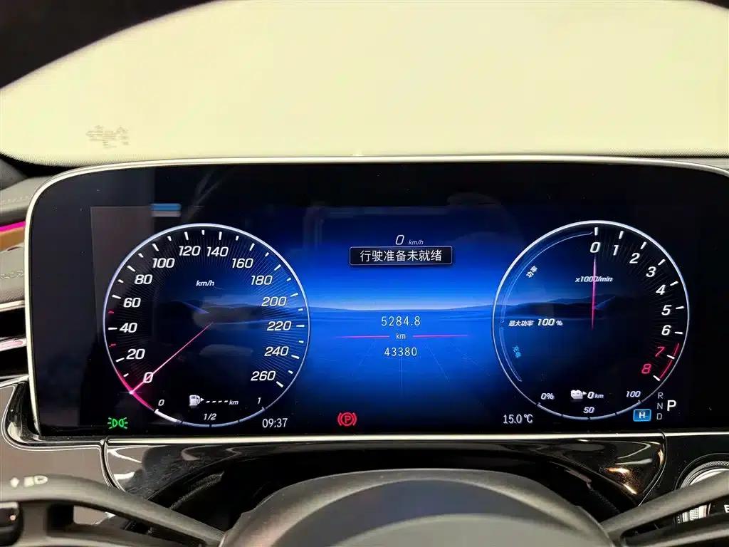 Mercedes-Benz E-Class PHEV 2024 E 350 e L Plug-in Hybrid Sedan — миниатюра 7