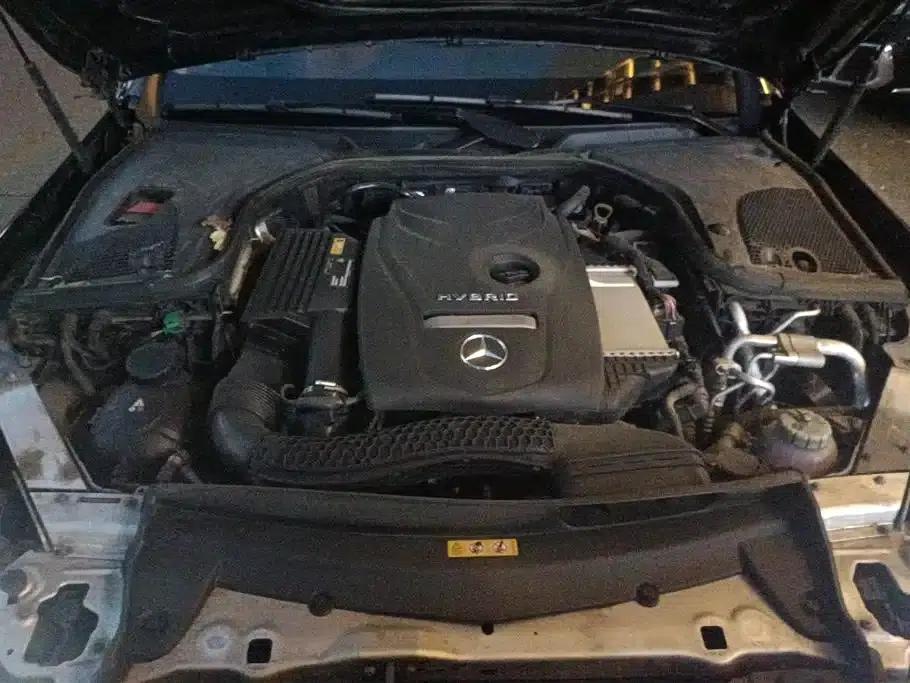 Mercedes-Benz E-Class PHEV 2022 Facelift E 350 e L Plug-in Hybrid Sedan — миниатюра 10