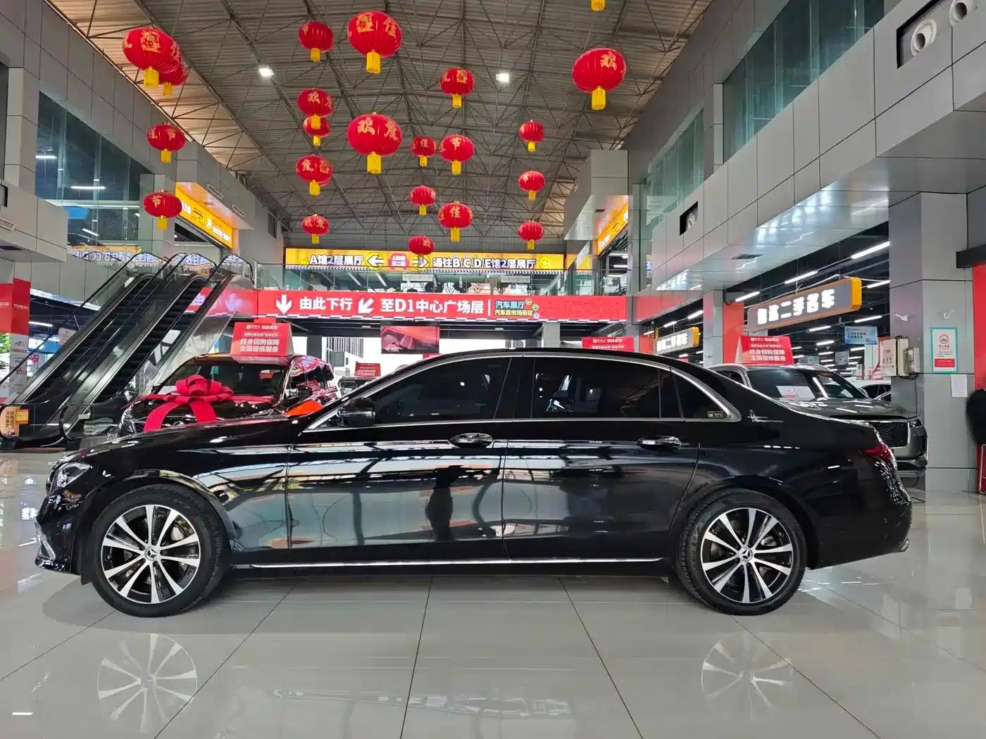 Mercedes-Benz E-Class PHEV 2022 Facelift E 350 e L Plug-in Hybrid Sedan — миниатюра 6