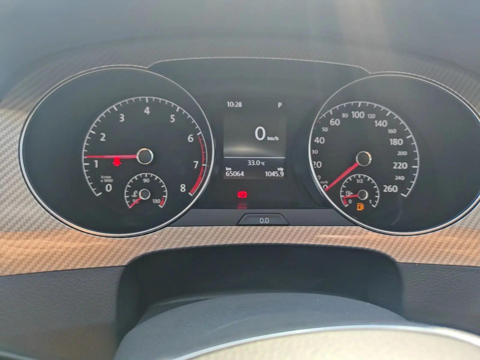 Volkswagen Golf Sportsvan 2020 280TSI Automatic Curious Model — миниатюра 15