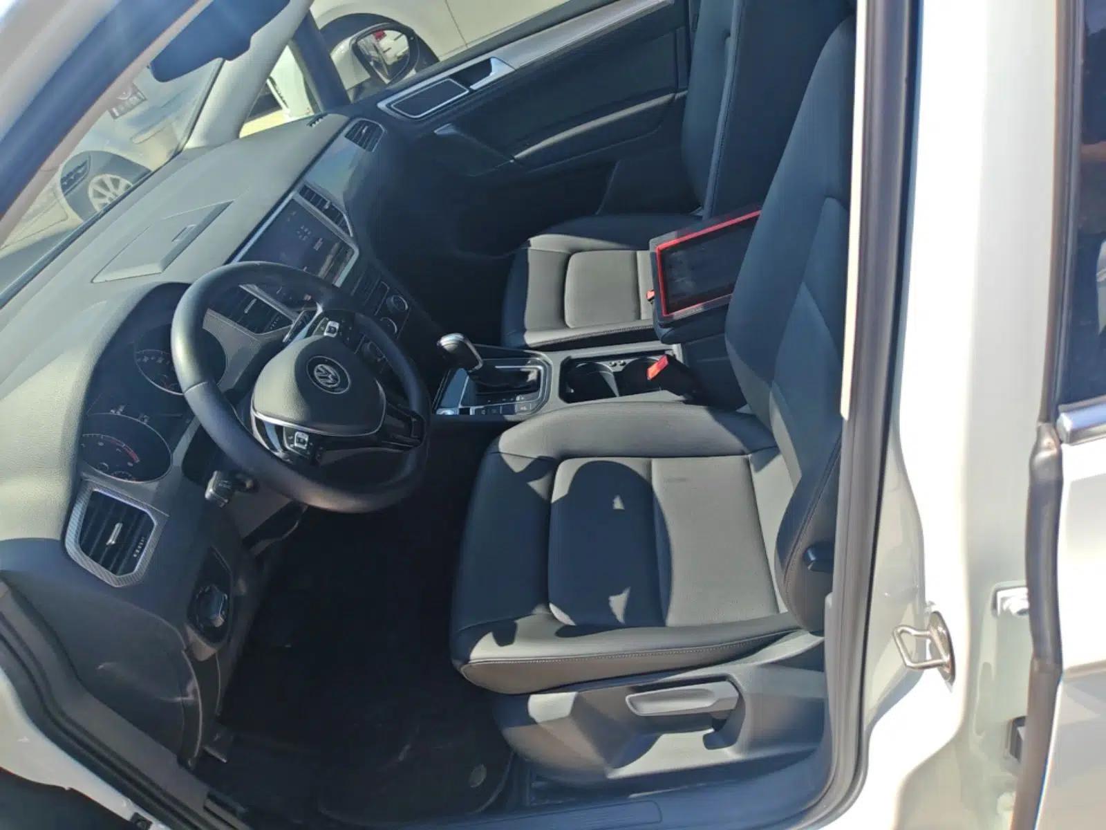 Volkswagen Golf Sportsvan 2020 280TSI Automatic Curious Model — миниатюра 18