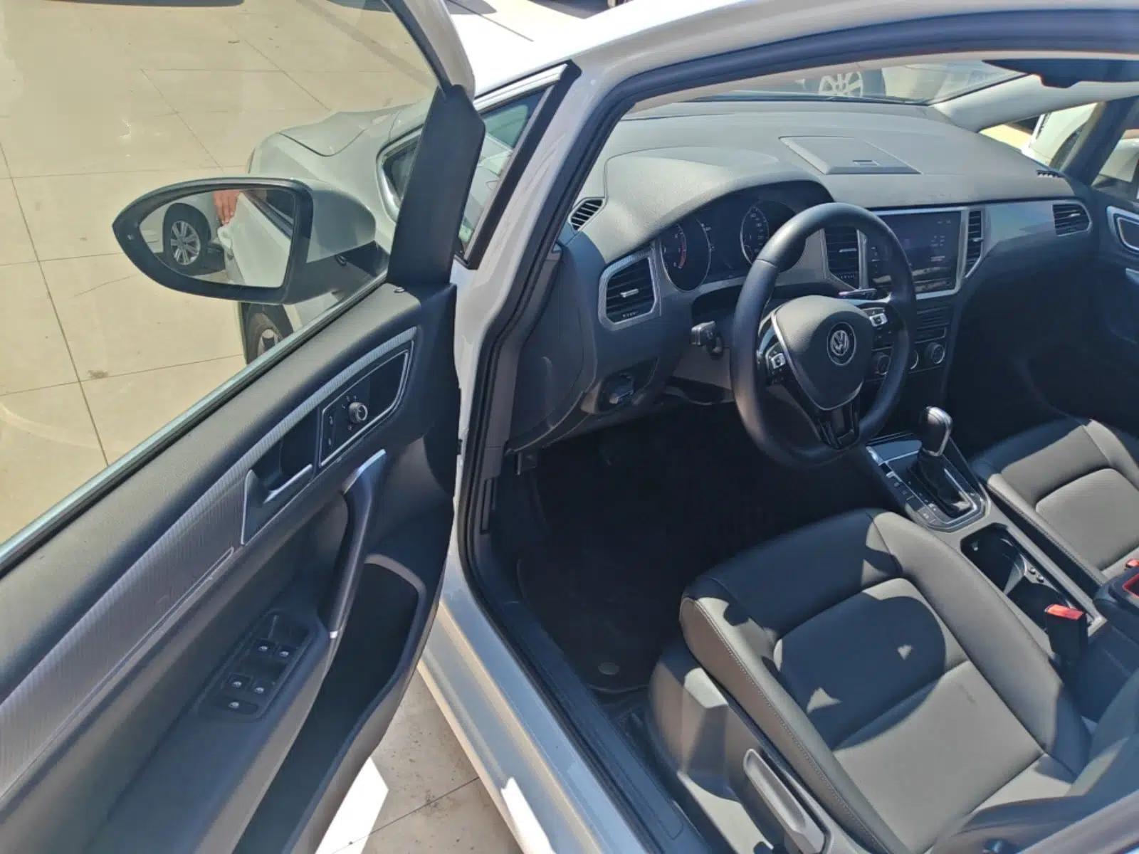 Volkswagen Golf Sportsvan 2020 280TSI Automatic Curious Model — миниатюра 19