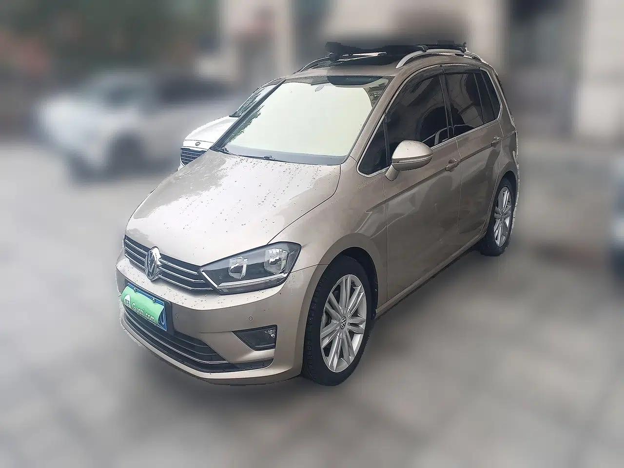 Volkswagen Golf Sportsvan 2016 280TSI Automatic Luxury Model — миниатюра 1