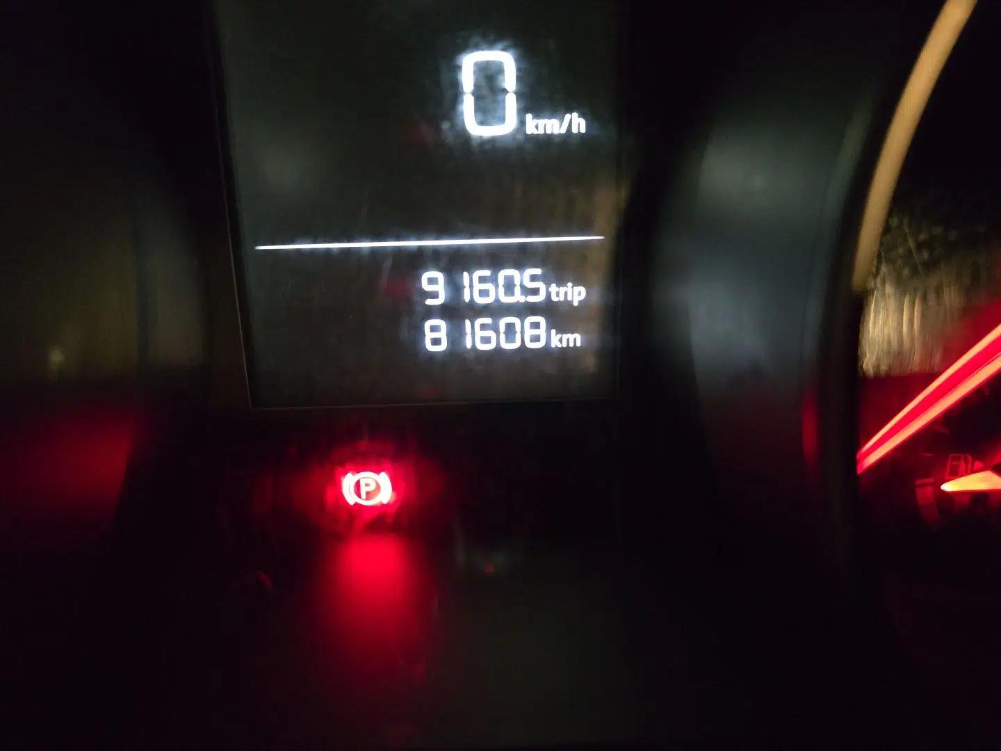Volkswagen Golf Sportsvan 2016 1.6L Automatic Comfort Model — миниатюра 13
