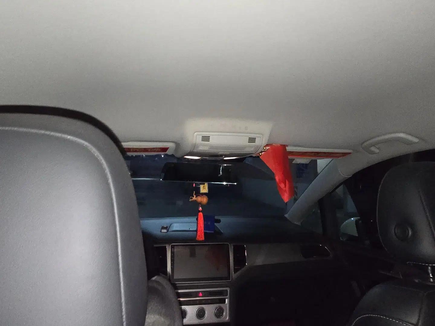 Volkswagen Golf Sportsvan 2016 1.6L Automatic Comfort Model — миниатюра 19