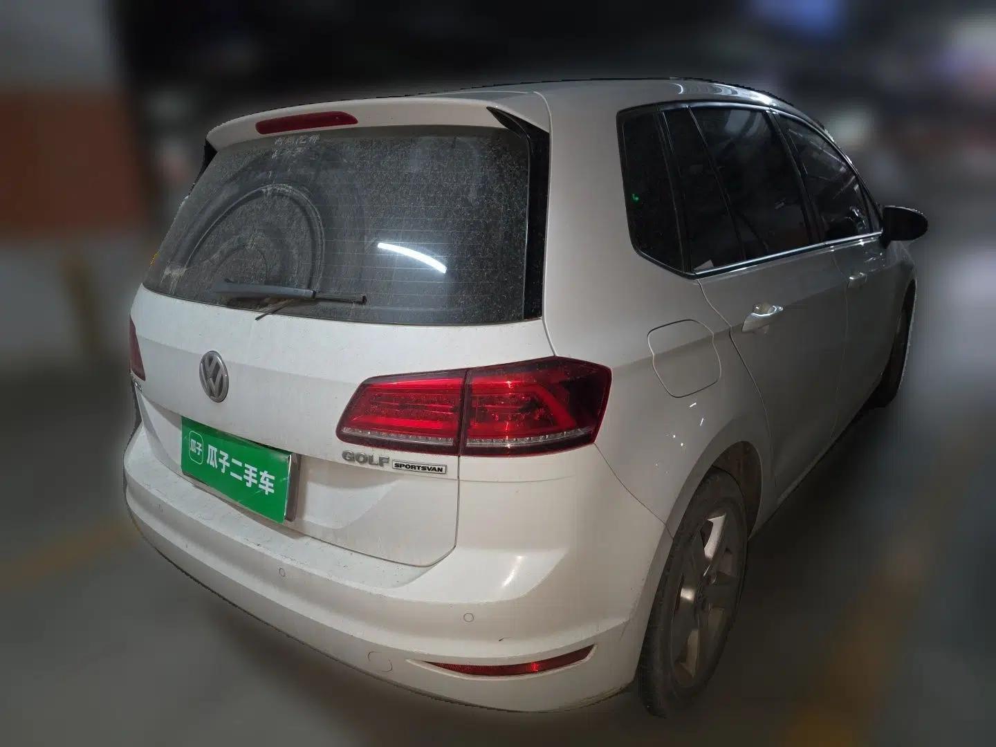 Volkswagen Golf Sportsvan 2016 1.6L Automatic Comfort Model — миниатюра 6