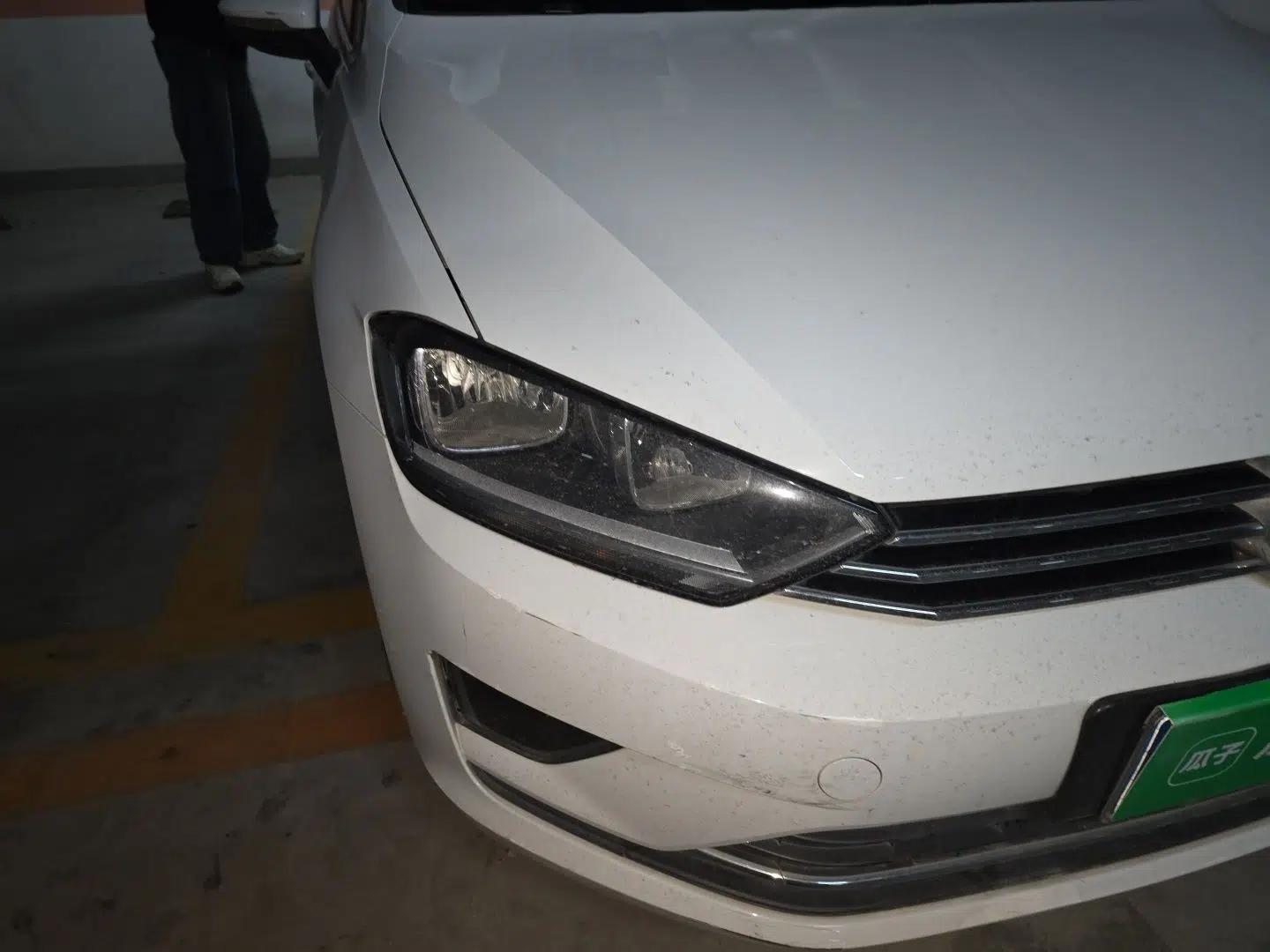 Volkswagen Golf Sportsvan 2016 1.6L Automatic Comfort Model — миниатюра 7
