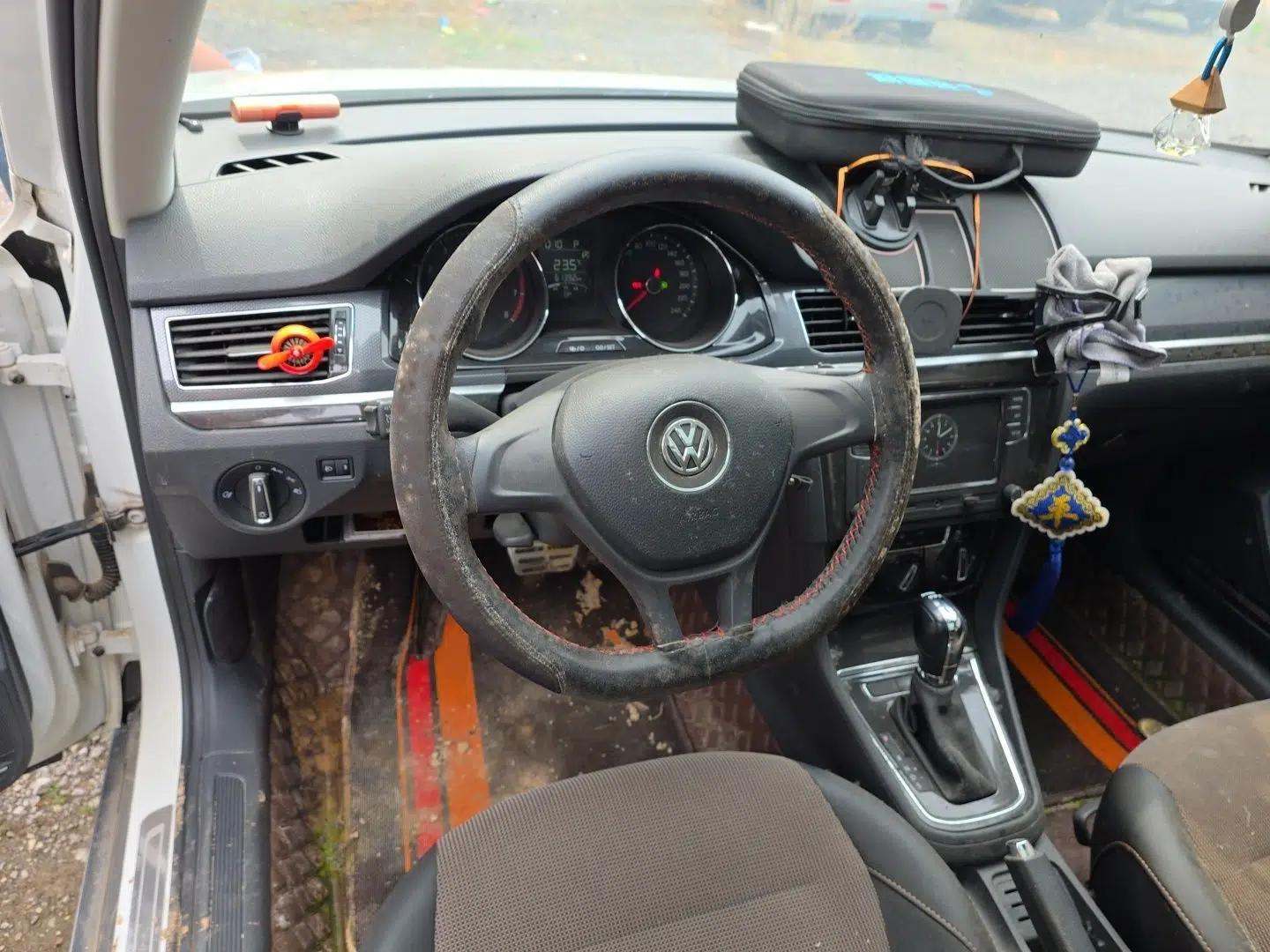 Volkswagen C-TREK 2017 230TSI DSG Comfort Version — миниатюра 11