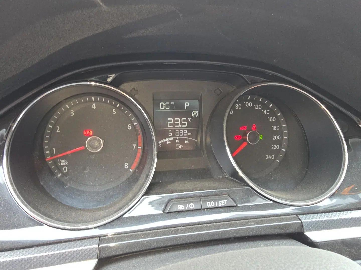 Volkswagen C-TREK 2017 230TSI DSG Comfort Version — миниатюра 13