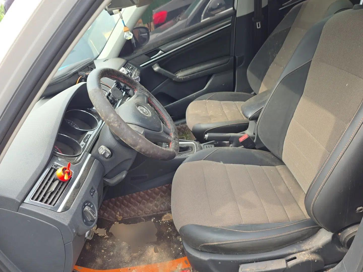 Volkswagen C-TREK 2017 230TSI DSG Comfort Version — миниатюра 16