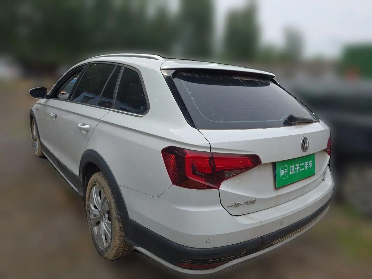 Volkswagen C-TREK 2017 230TSI DSG Comfort Version — миниатюра 4