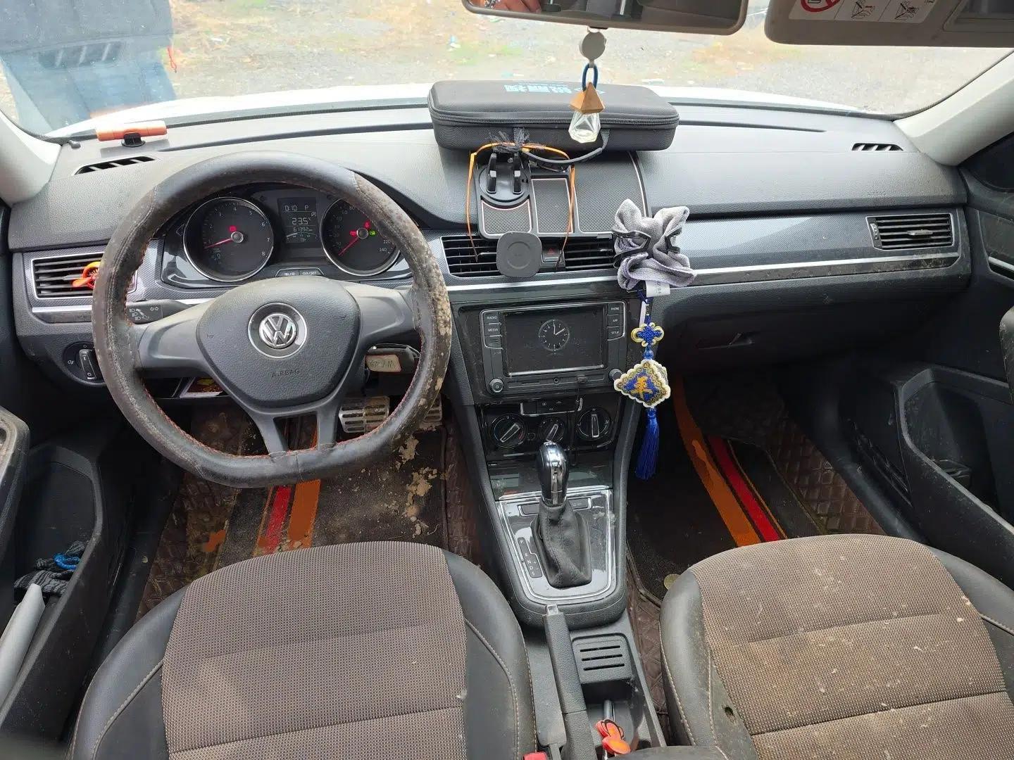 Volkswagen C-TREK 2017 230TSI DSG Comfort Version — миниатюра 10
