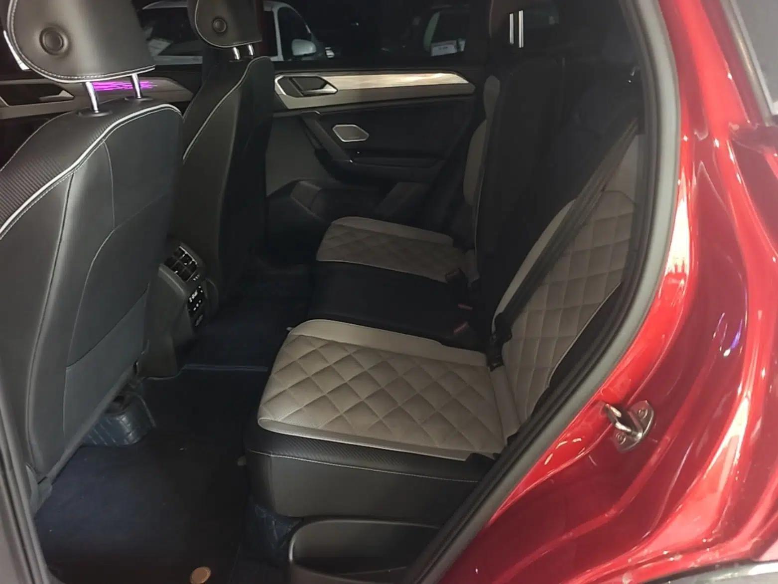 Volkswagen Tayron X 2023 380TSI Four-Wheel Drive Flagship Smart Edition — миниатюра 20
