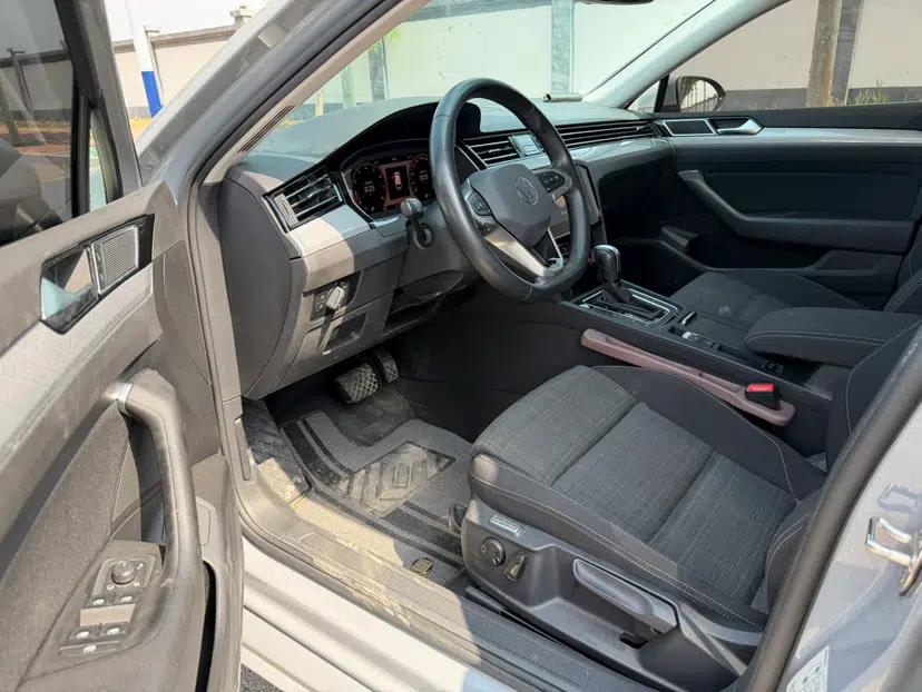 Volkswagen Variant 2021 2.0T Comfort Edition — миниатюра 15