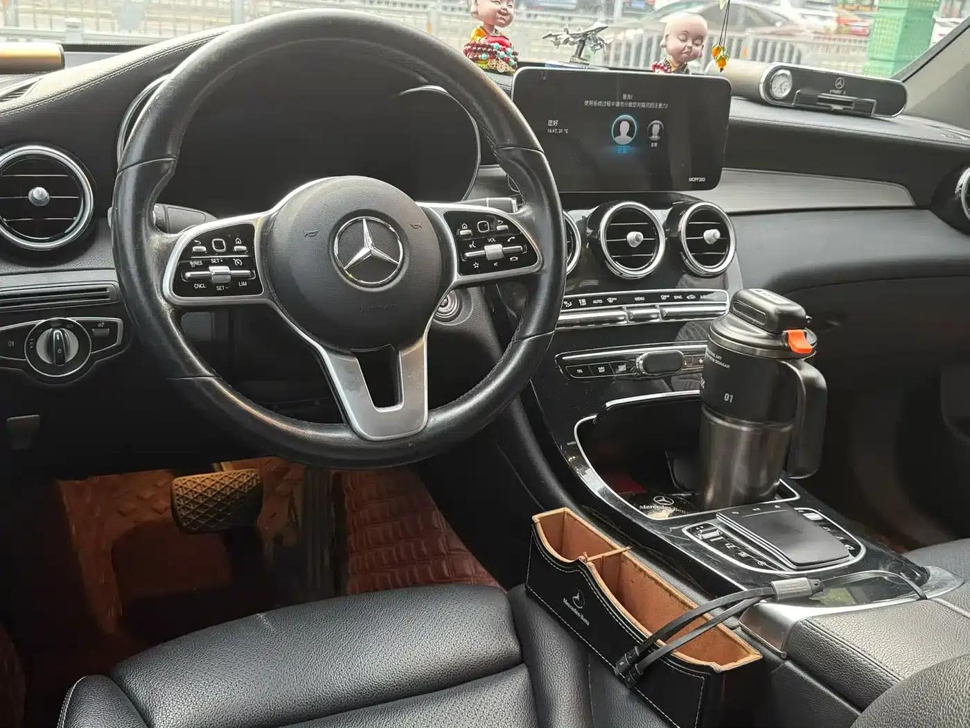 Mercedes-Benz GLC Coupe 2020 GLC 260 4MATIC Coupe SUV — миниатюра 7