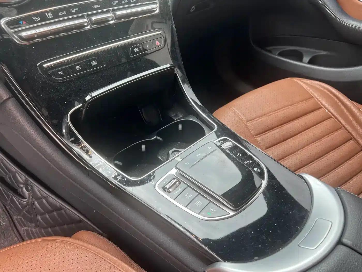 2022 Mercedes-Benz GLC Coupe, GLC 260 4MATIC Coupe SUV — миниатюра 10