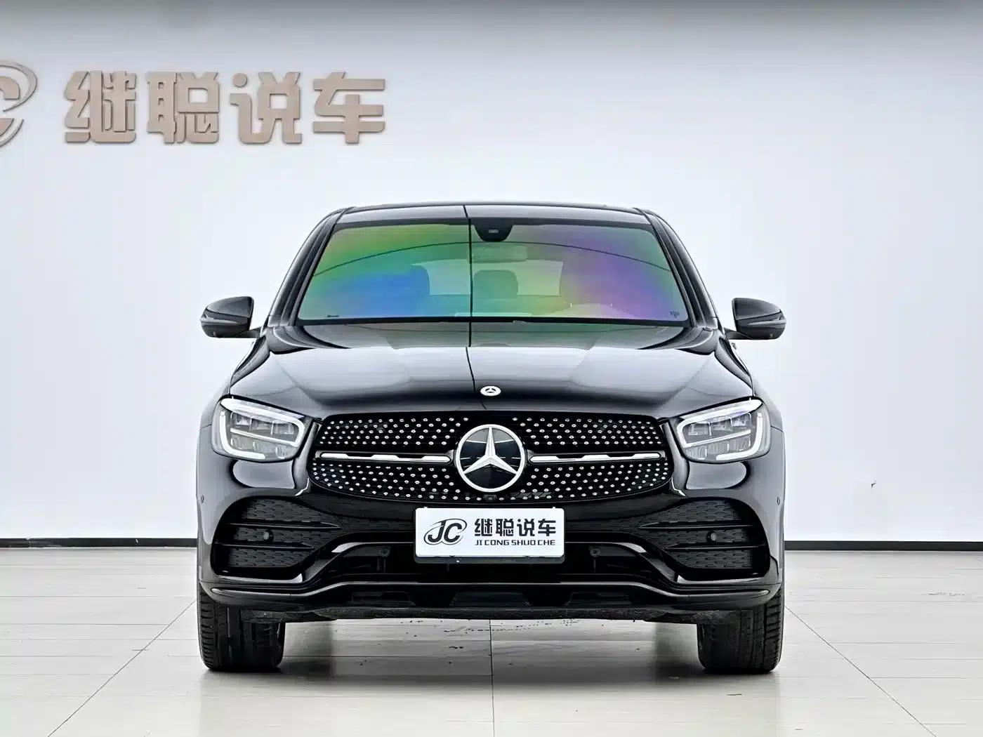 2022 Mercedes-Benz GLC Coupe, GLC 260 4MATIC Coupe SUV — миниатюра 3