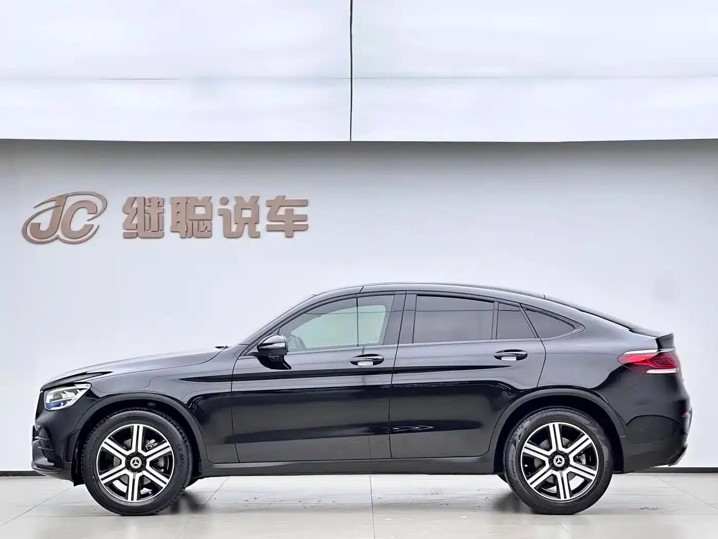 2022 Mercedes-Benz GLC Coupe, GLC 260 4MATIC Coupe SUV — миниатюра 4