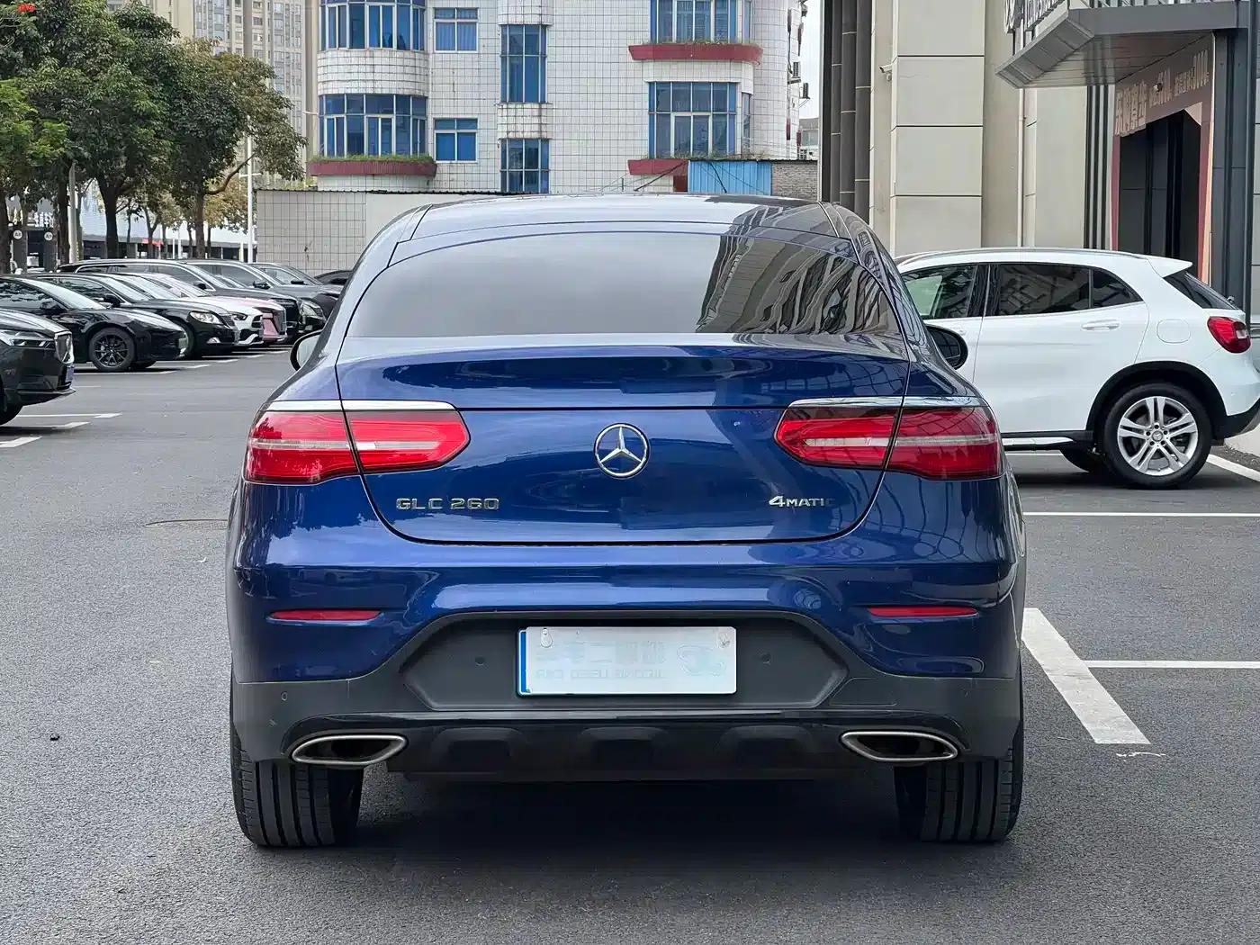 Mercedes-Benz GLC Coupe 2019 GLC 260 4MATIC Coupe SUV — миниатюра 15