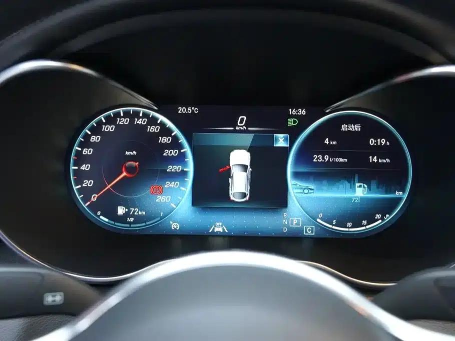 2021 Mercedes-Benz GLC Coupe, GLC 300 4MATIC Coupe SUV — миниатюра 23