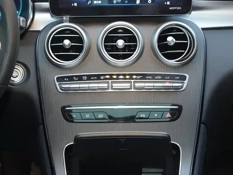 2021 Mercedes-Benz GLC Coupe, GLC 300 4MATIC Coupe SUV — миниатюра 8