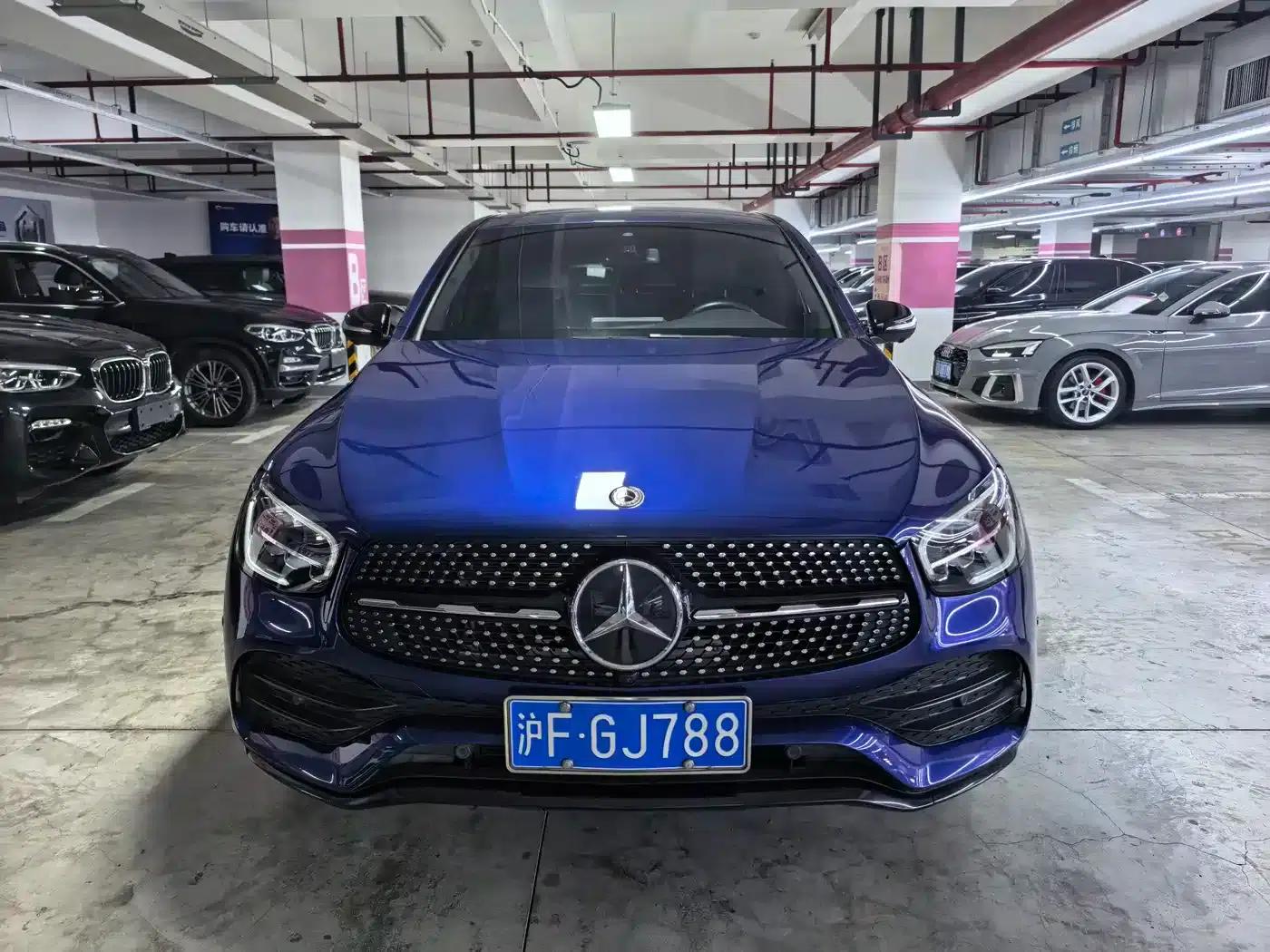 Mercedes-Benz GLC Coupe 2020 GLC 260 4MATIC Coupe SUV — миниатюра 1