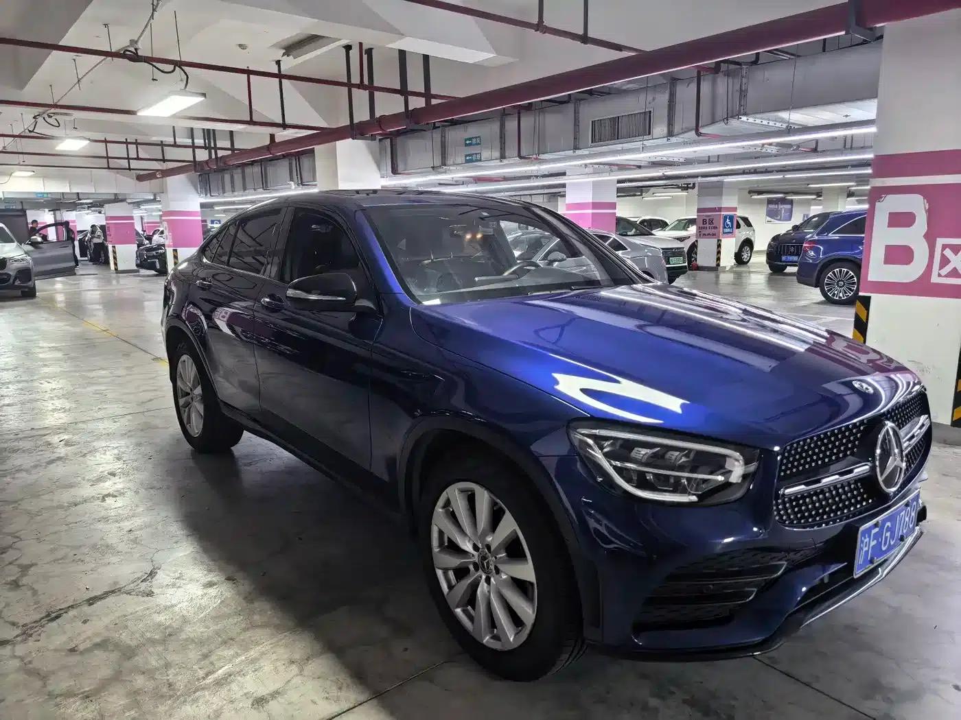 Mercedes-Benz GLC Coupe 2020 GLC 260 4MATIC Coupe SUV — миниатюра 12