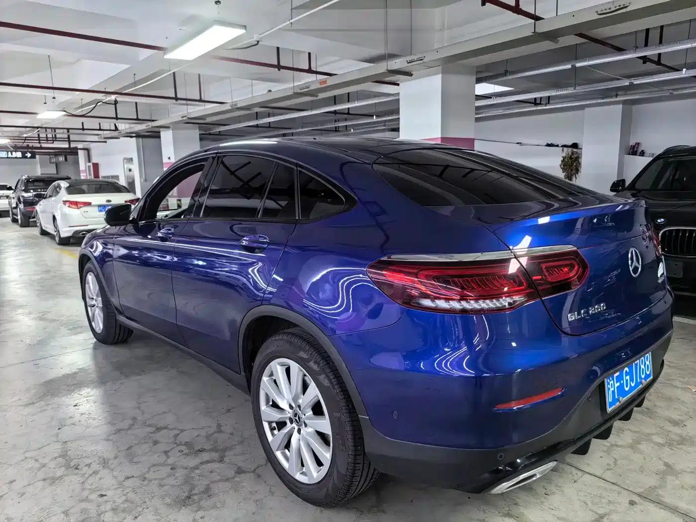 Mercedes-Benz GLC Coupe 2020 GLC 260 4MATIC Coupe SUV — миниатюра 7
