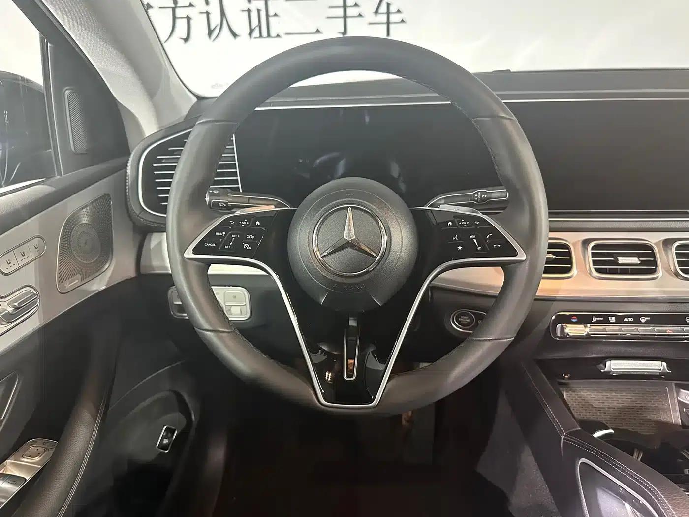 2023 Mercedes-Benz GLE Coupe, GLE 350 4MATIC Coupe SUV Luxury Model — миниатюра 5