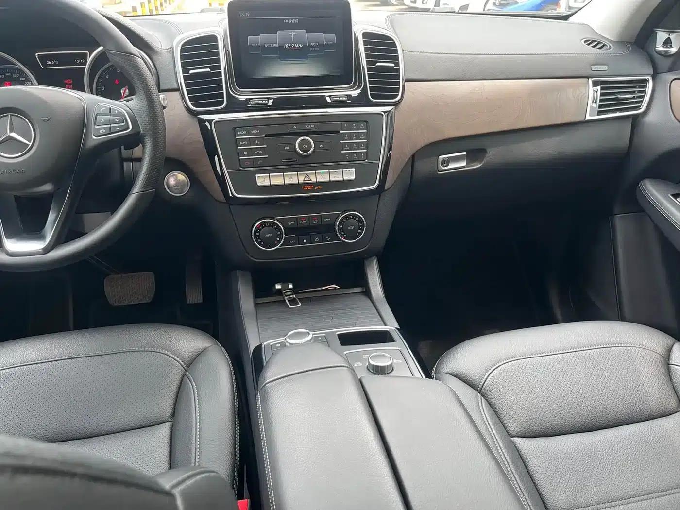 2015 Mercedes-Benz GLE Coupe, GLE 320 4MATIC Coupe SUV — миниатюра 21