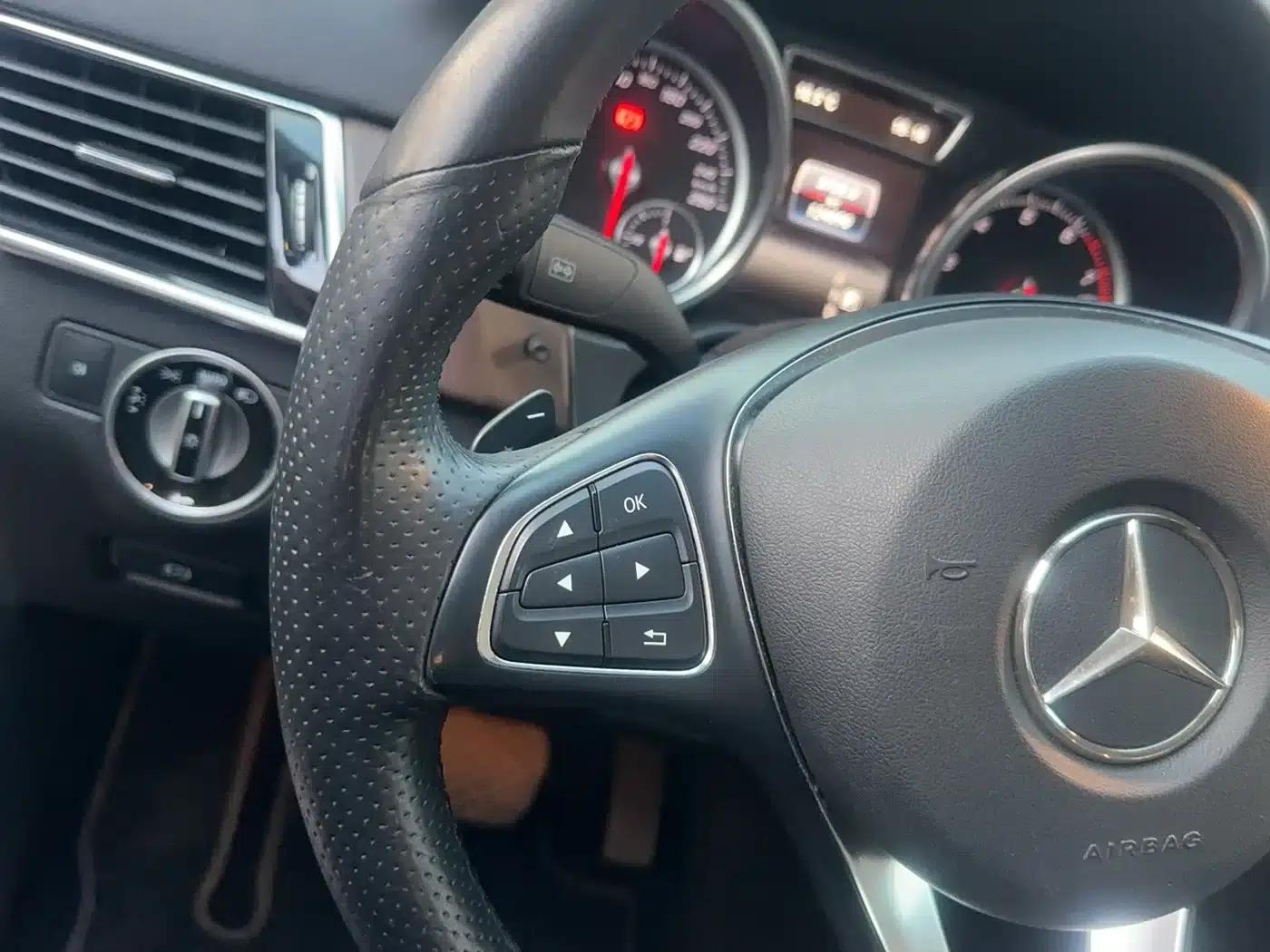 2015 Mercedes-Benz GLE Coupe, GLE 320 4MATIC Coupe SUV — миниатюра 46