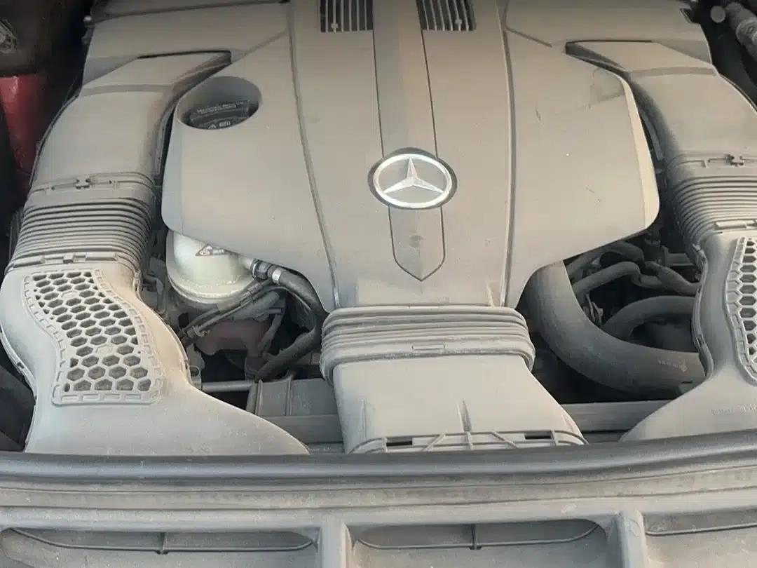 2015 Mercedes-Benz GLE Coupe, GLE 320 4MATIC Coupe SUV — миниатюра 54