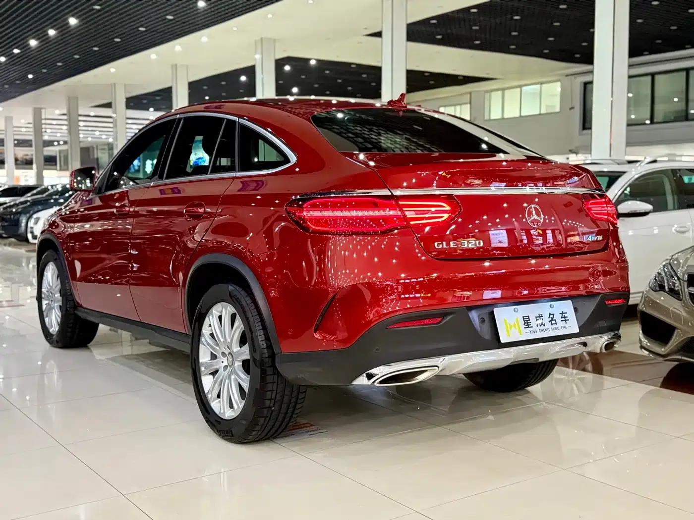 2015 Mercedes-Benz GLE Coupe, GLE 320 4MATIC Coupe SUV — миниатюра 12