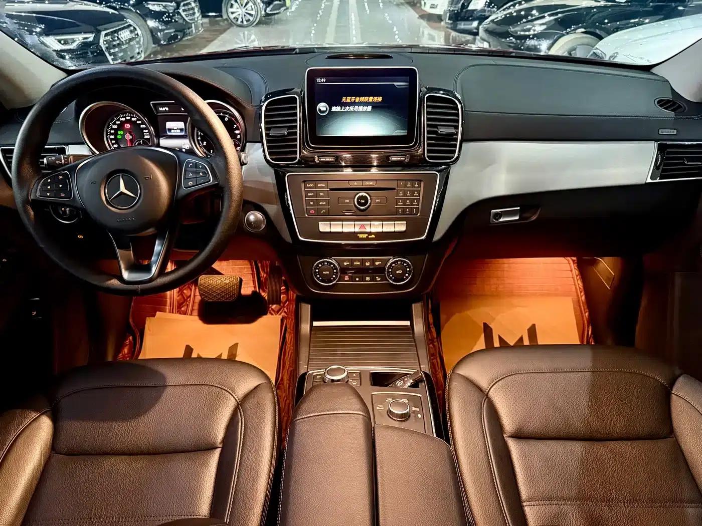 2015 Mercedes-Benz GLE Coupe, GLE 320 4MATIC Coupe SUV — миниатюра 6