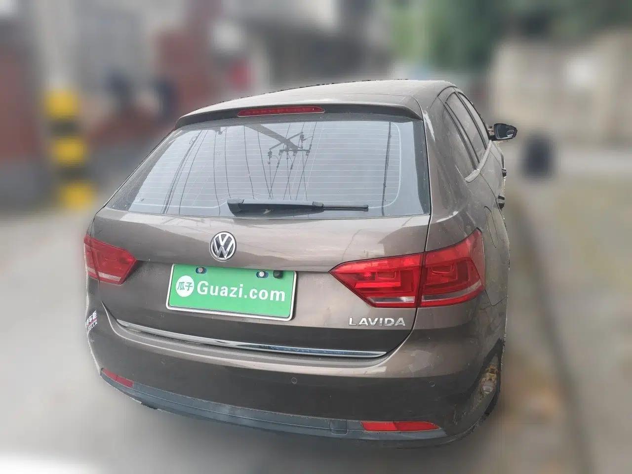 Volkswagen Gran Lavida 2013 1.6L Automatic Comfort Model — миниатюра 5