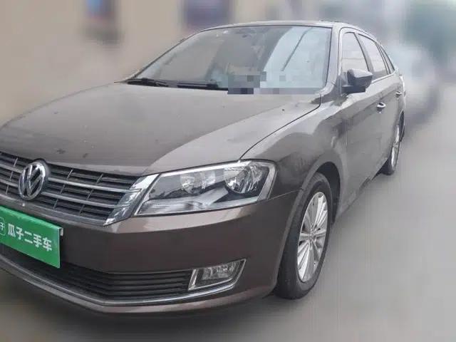 Volkswagen Gran Lavida 2013 1.6L Automatic Comfort Model