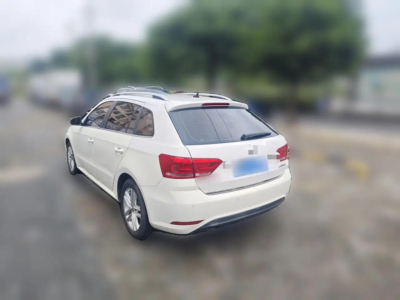 Volkswagen Gran Lavida 2015 1.6L Automatic Comfort Edition — миниатюра 4