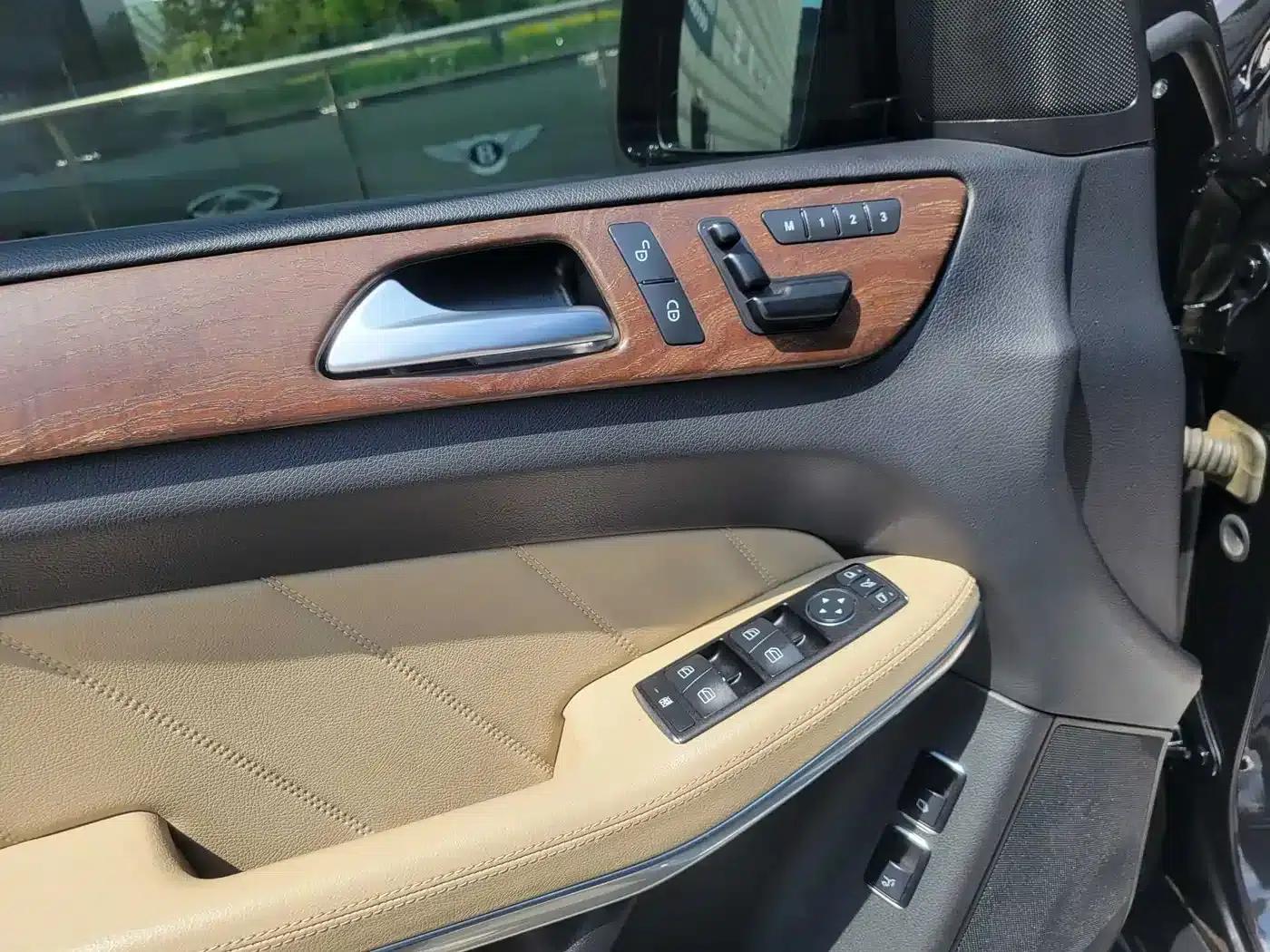 Mercedes-Benz GL-Class 2013 GL 500 4MATIC — миниатюра 11