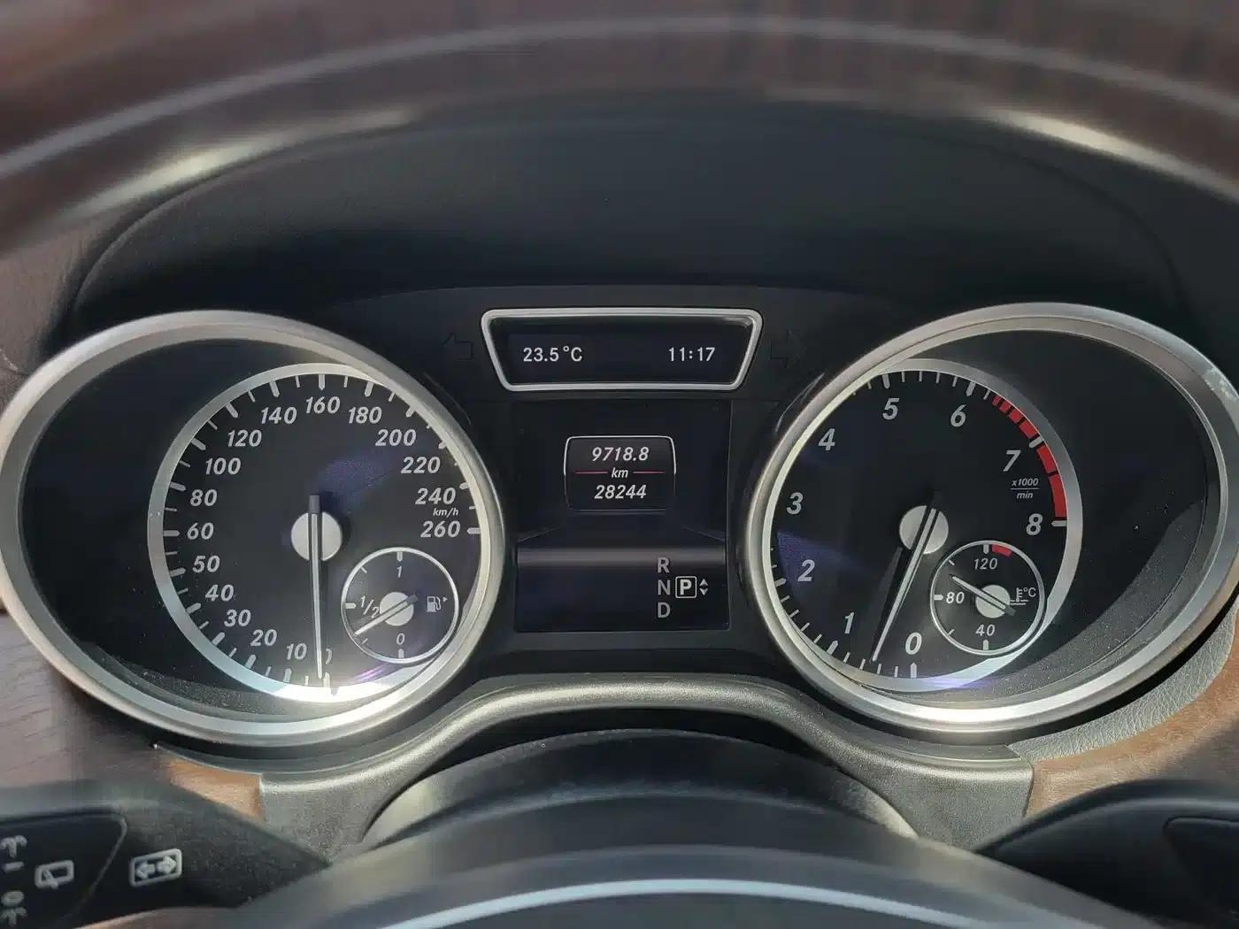 Mercedes-Benz GL-Class 2013 GL 500 4MATIC — миниатюра 22