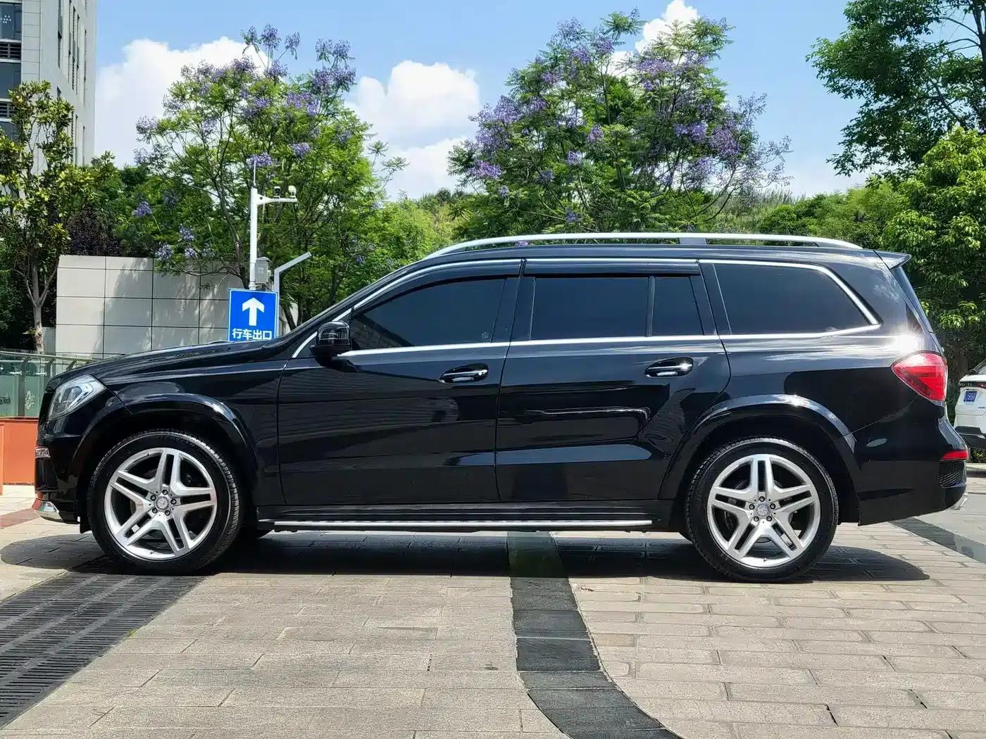 Mercedes-Benz GL-Class 2013 GL 500 4MATIC — миниатюра 23