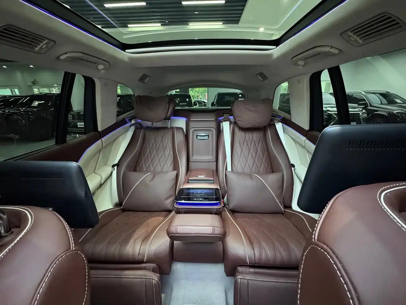 2024 Maybach GLS 480 4MATIC — миниатюра 23