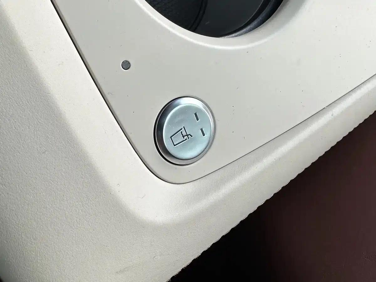 2022 Maybach GLS 480 4MATIC — миниатюра 16