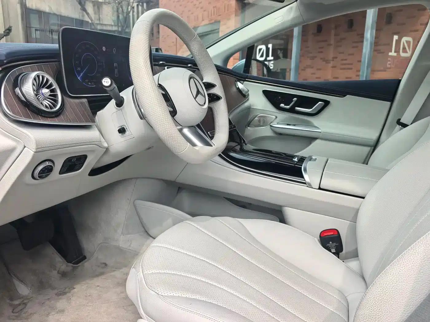 Mercedes-Benz EQE 2025 500 4MATIC Luxury Edition — миниатюра 8