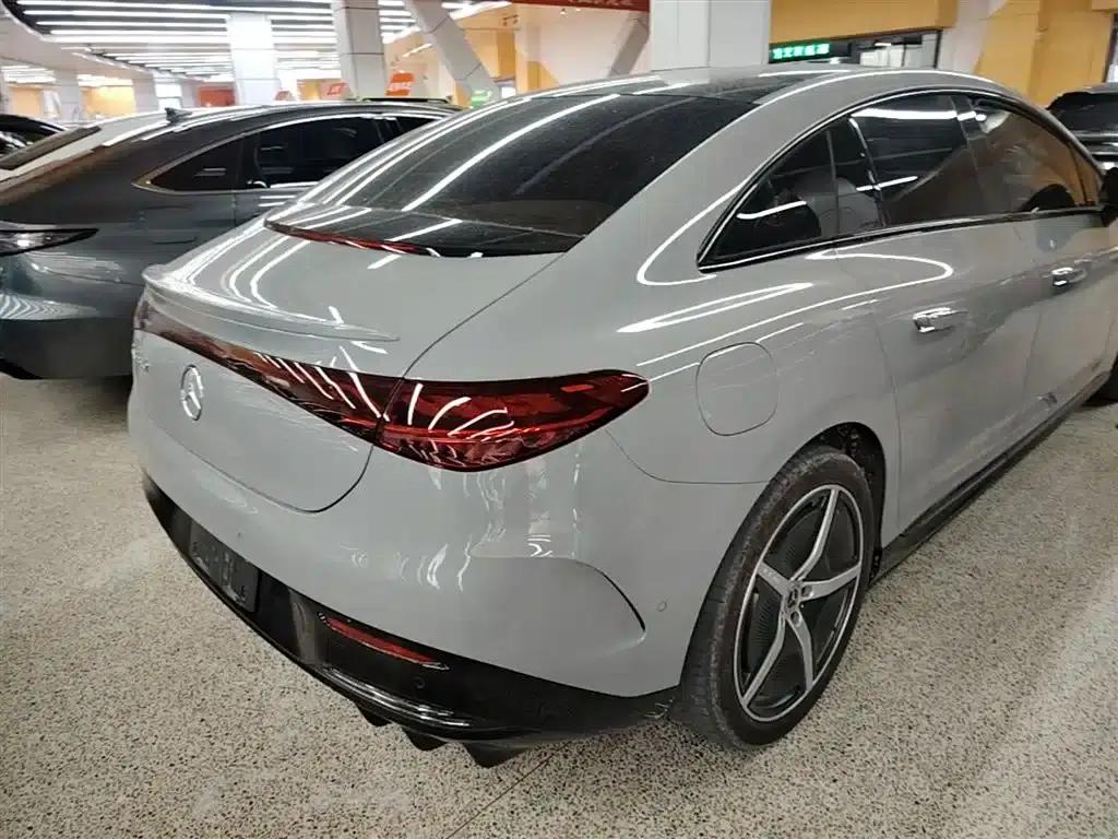 Mercedes-Benz EQE 2022 350 First Edition — миниатюра 7