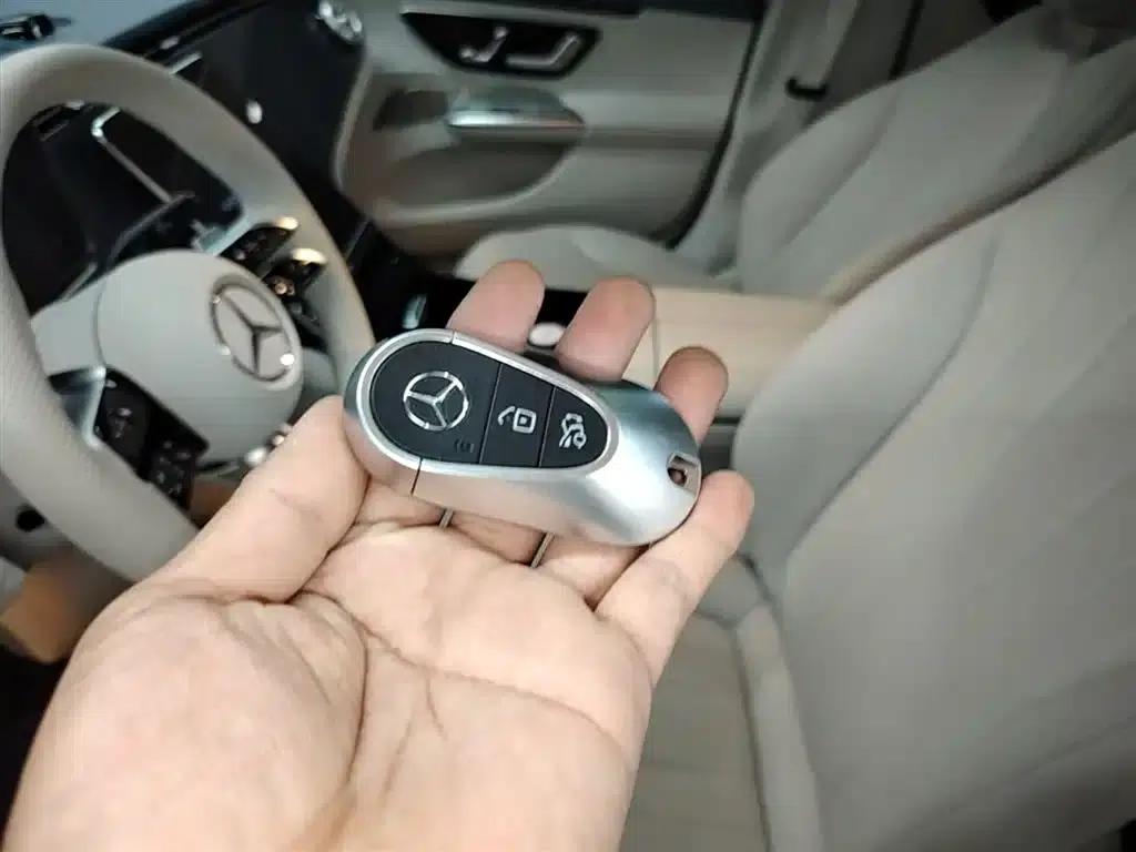 Mercedes-Benz EQE 2022 350 First Edition — миниатюра 9