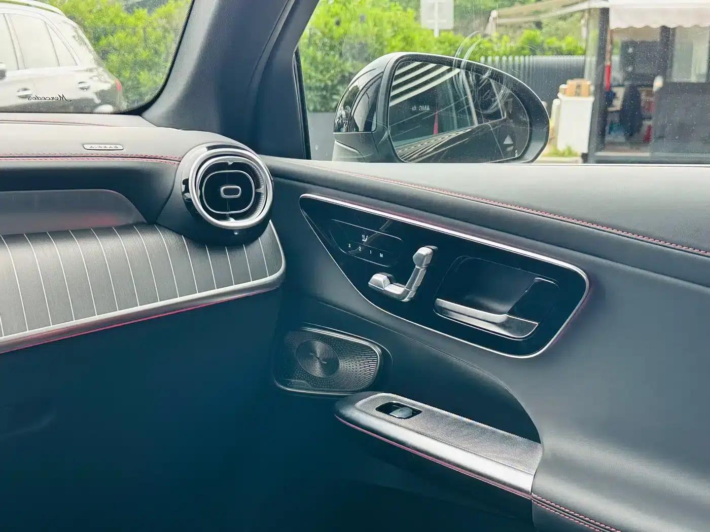 2025 Mercedes-Benz GLC AMG 43 4MATIC — миниатюра 9